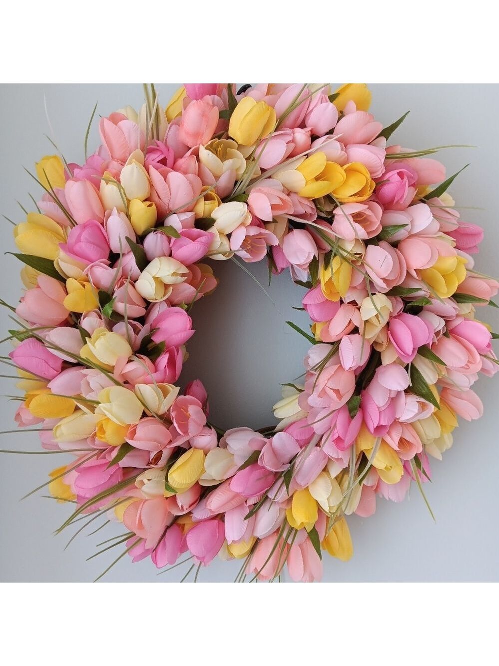 Wreath Flippers Handcrafted 14" Bright Spring Tulip Wreath - Picture 2 of 9